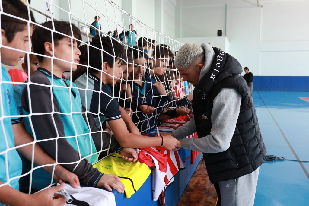 Sivasspor'un Minik Taraftar Sevinci AW560271 07 | Gündem Sivas™ Haber