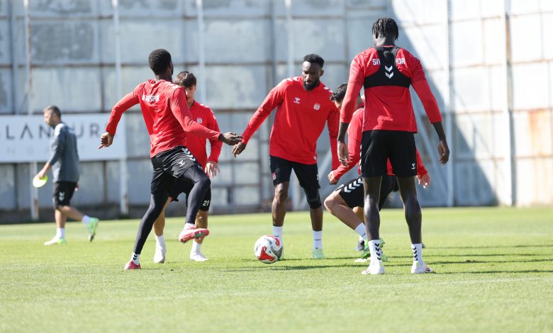 Sivasspor, Ankara Keçiörengücü Maçı Hazırlıklarını Sürdürüyor AW560696 05 | Gündem Sivas™ Haber