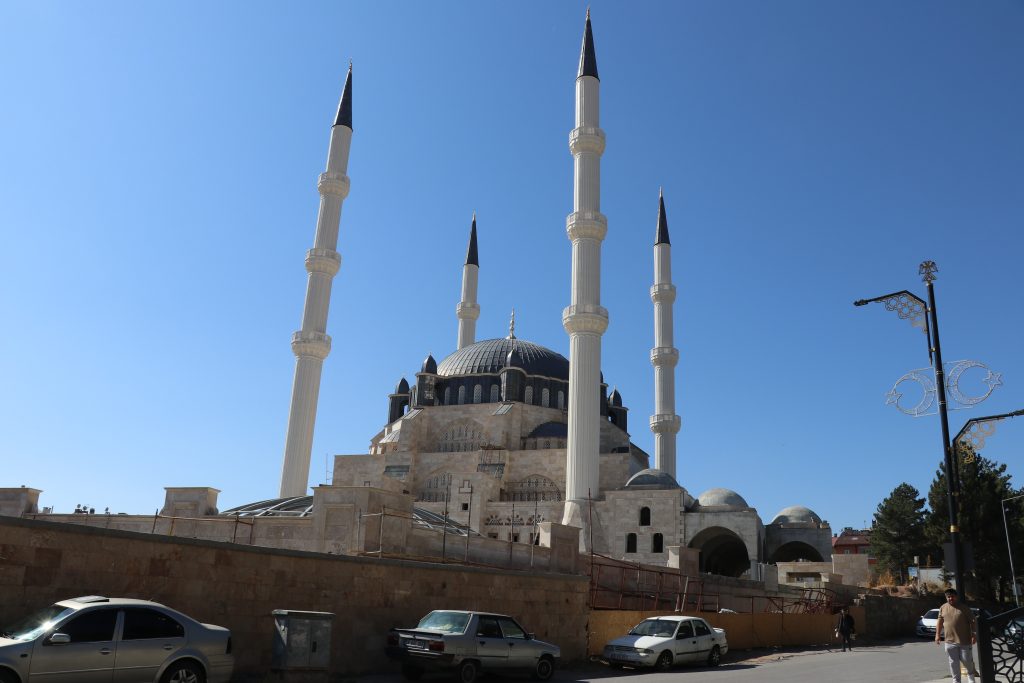 Sivas'taki 832 Yıllık Tarihi Ulu Cami, 300 Milyon TL Bütçe ile Restore Edilecek AW560699 02 | Gündem Sivas™ Haber