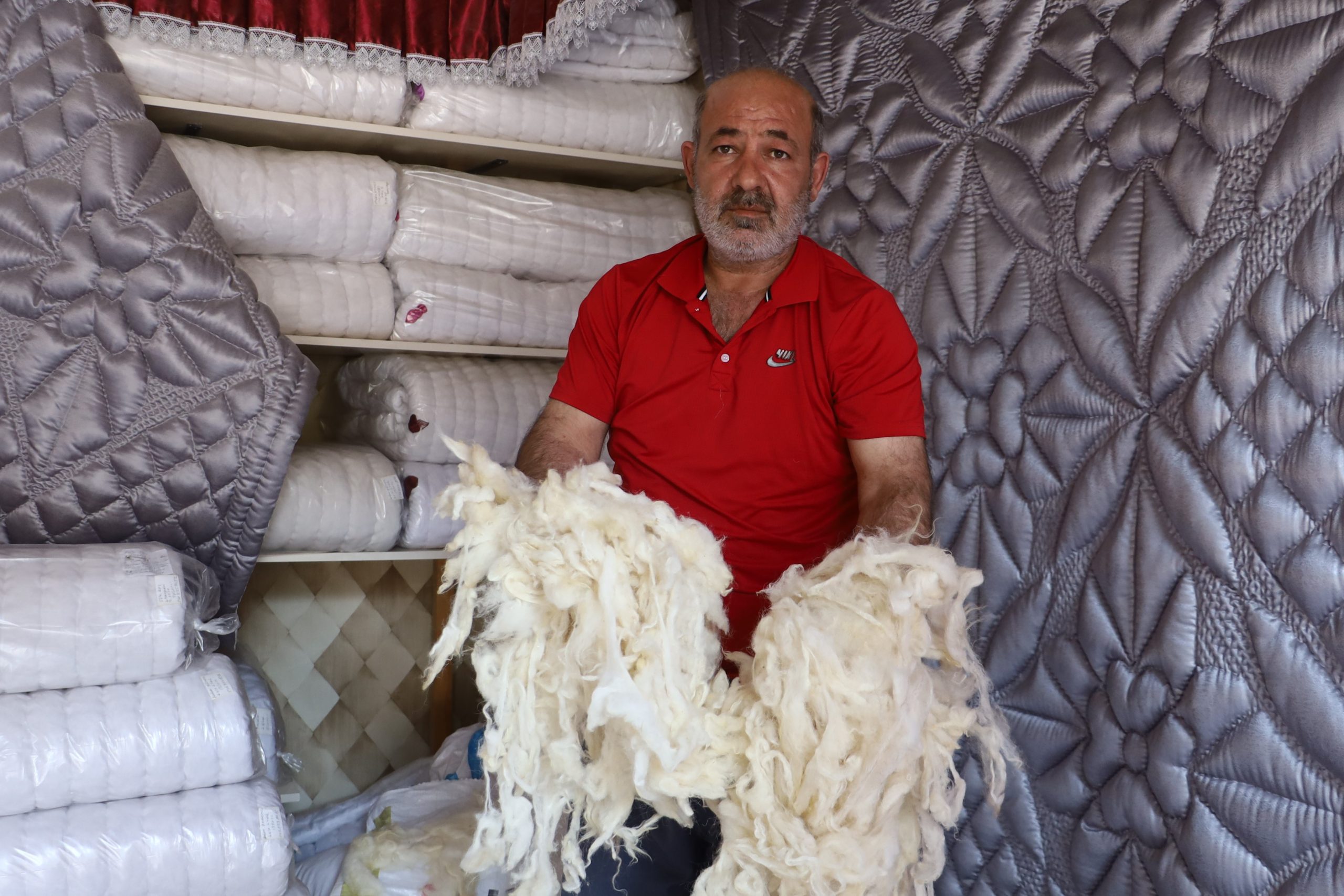 Sivas'ta Kışın Vazgeçilmezi: Şifa Dolu Yün Yorganlara Yoğun İlgi