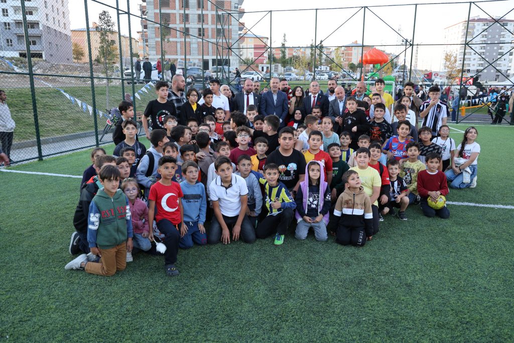 Dünya Şampiyonu Abdullah Kayapınar’ın İsmi, Memleketi Sivas’taki Parkta Ölümsüzleşti