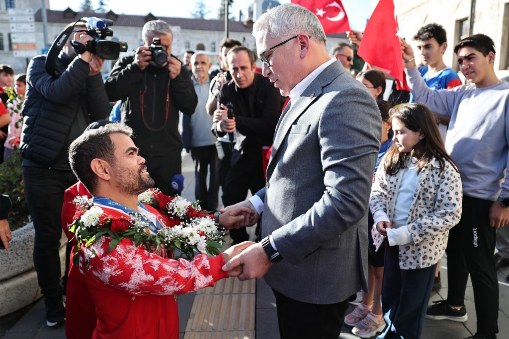 AW561549 03 | Gündem Sivas™ Haber