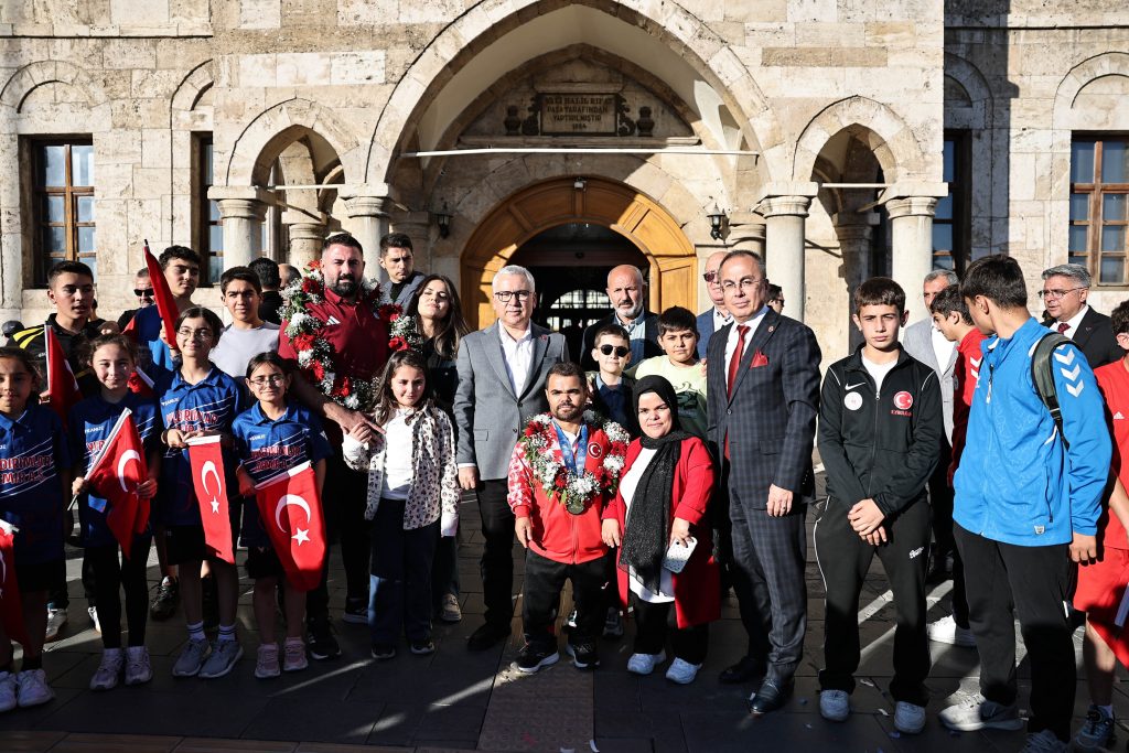 AW561549 04 | Gündem Sivas™ Haber