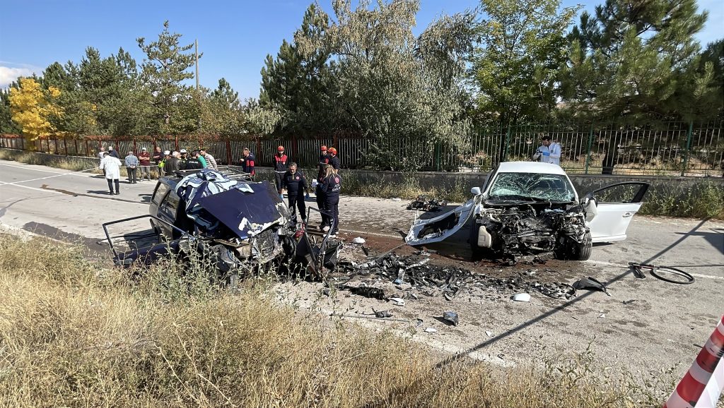 AW561876 06 | Gündem Sivas™ Haber