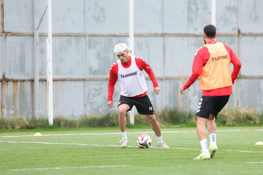 AW562646 04 | Gündem Sivas™ Haber
