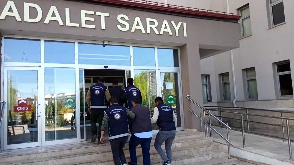 AW563035 04 | Gündem Sivas™ Haber
