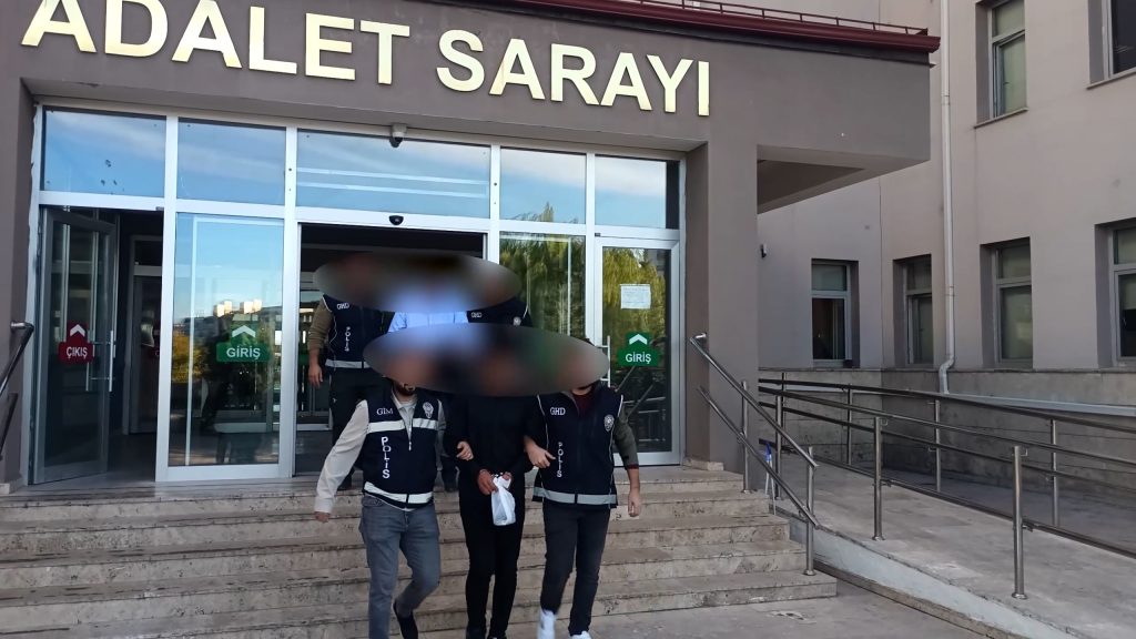 AW563035 05 | Gündem Sivas™ Haber