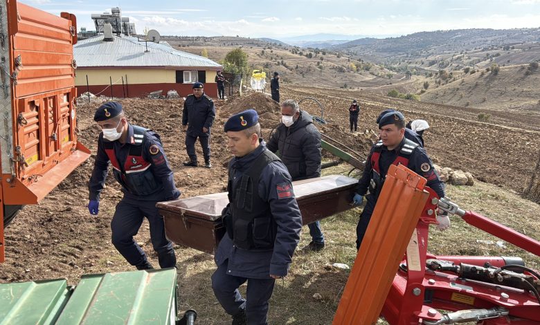 Sivas'ta Komşu Kavgası Kanlı Bitti: 1 Ölü AW563335 06 | Gündem Sivas™ Haber