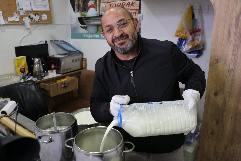 Sivas'ta Köy Sütüne Yönelik Önyargıyı Kıran Anlamlı Etkinlik AW565409 08 | Gündem Sivas™ Haber