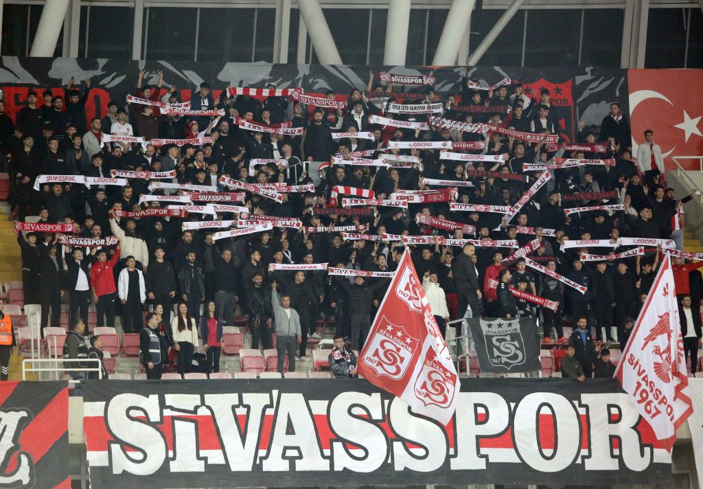 AW565988 03 1 | Gündem Sivas™ Haber