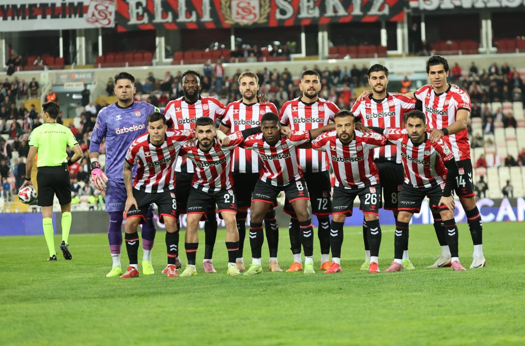 AW565988 08 | Gündem Sivas™ Haber