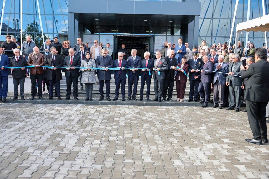 AW569376 02 | Gündem Sivas™ Haber