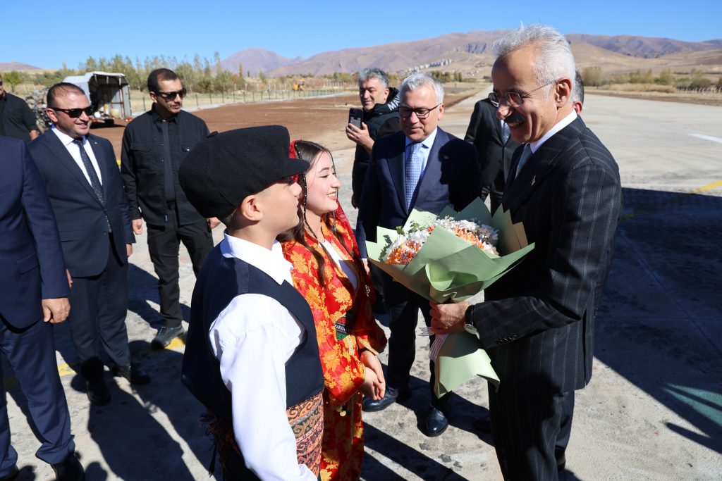 Türkiye'nin İlk İlçe Havaalanı "Divriği Hava Kampüsü" Olarak Yeniden Gökyüzüyle Buluştu! AW570261 03 | Gündem Sivas™ Haber