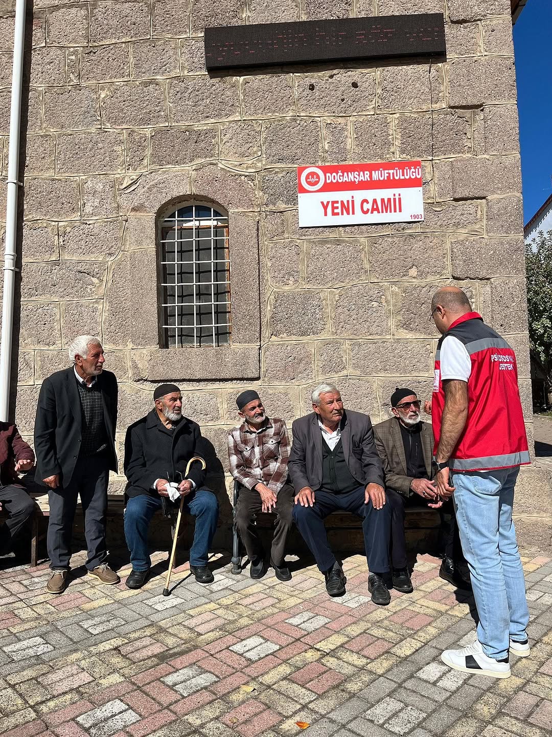 Sivas'tan Kırsala Sosyal Hizmet Ulaşımı: Mobil Araç 18 Gün Boyunca Yollarda