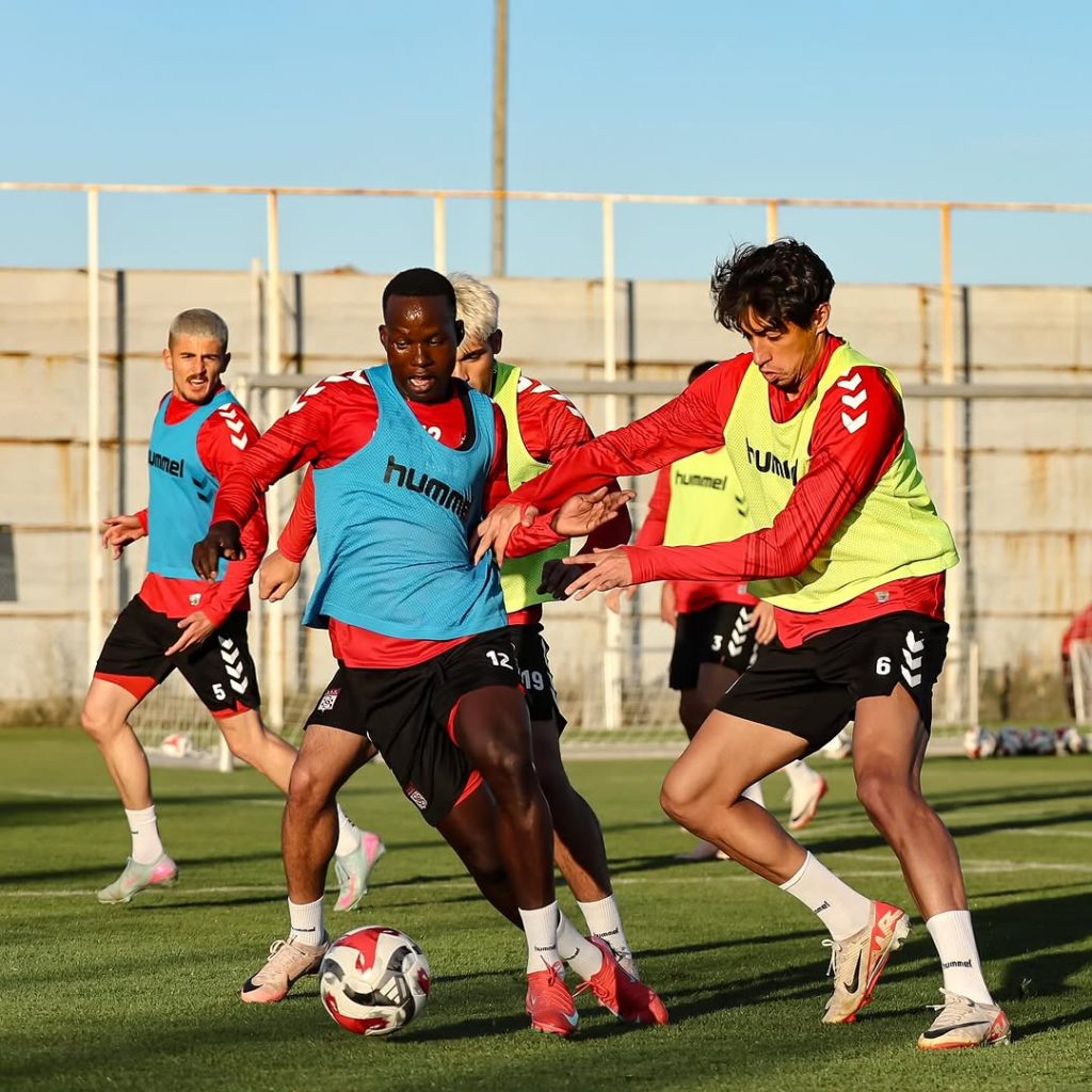 Sivasspor, Keçiörengücü Maçı Hazırlıklarına Antrenmanla Devam Etti