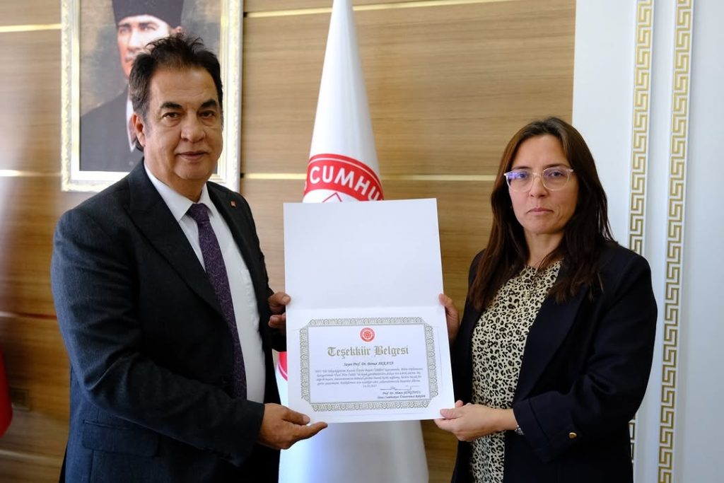 Sivas Cumhuriyet Üniversitesi Öğretim Üyesine Cumhurbaşkanı Erdoğan’dan Bilim Diplomasisi Ödülü