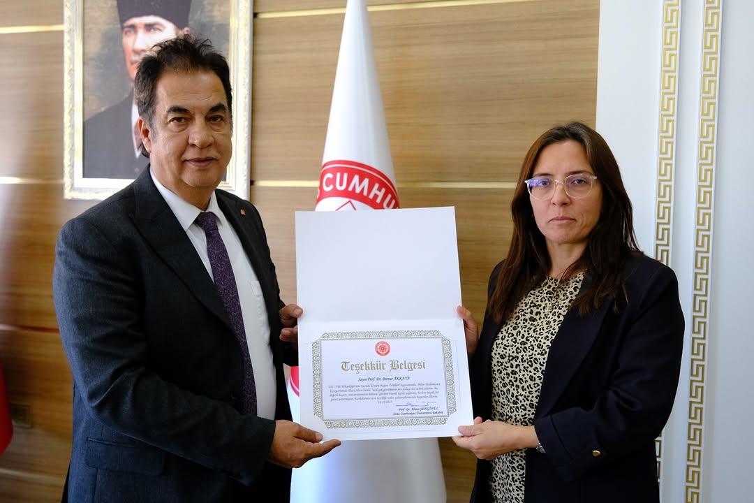 Sivas Cumhuriyet Üniversitesi Öğretim Üyesine Cumhurbaşkanı Erdoğan'dan Bilim Diplomasisi Ödülü