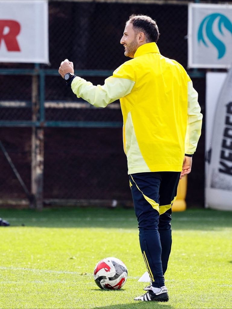 Fenerbahçe, Fatih Karagümrük Maçı Hazırlıklarını Sürdürüyor