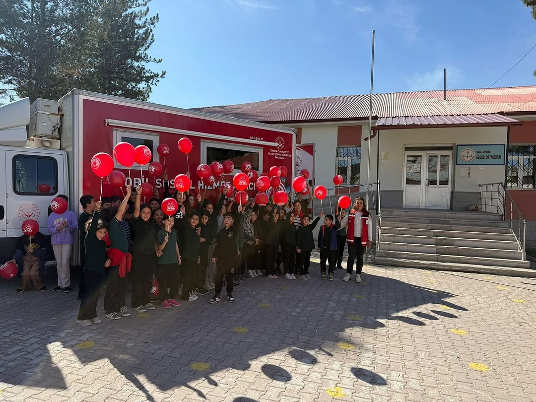 Sivas Aile ve Sosyal Hizmetler Müdürlüğü, Hizmeti Vatandaşın Ayağına Götürüyor