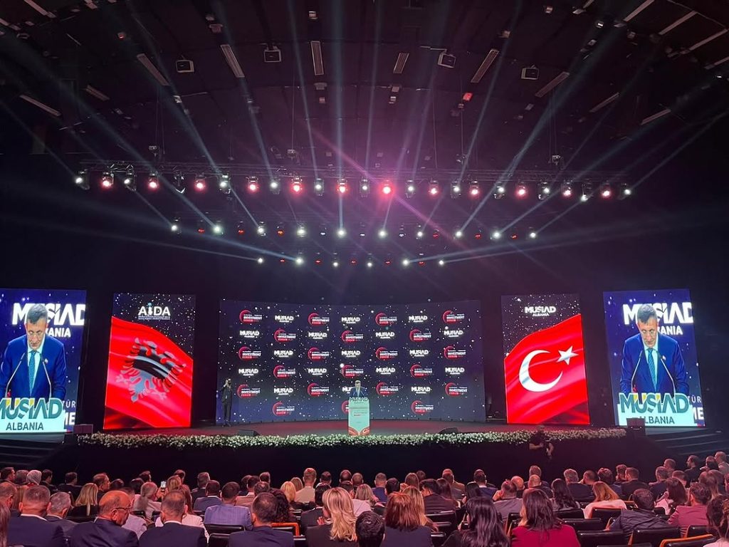 Türk Müteahhitlik Sektörü 546 Milyar Dolarlık Dev Projelere İmza Attı