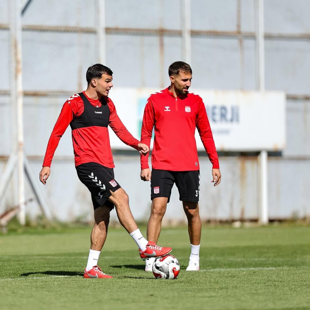 Sivasspor, Keçiörengücü Maçı Hazırlıklarını Tamamladı