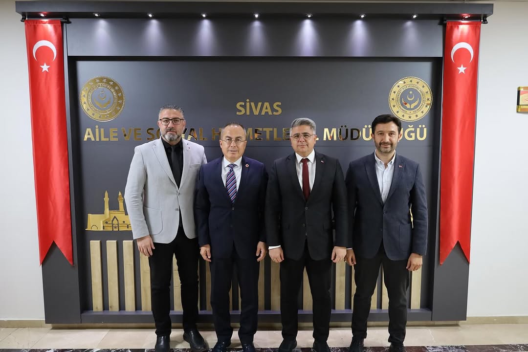 Sivas'ta Kurumlar Arası İş Birliği: Gençlik ve Spor İl Müdürü, Aile ve Sosyal Hizmetler İl Müdürlüğü'nü Ziyaret Etti