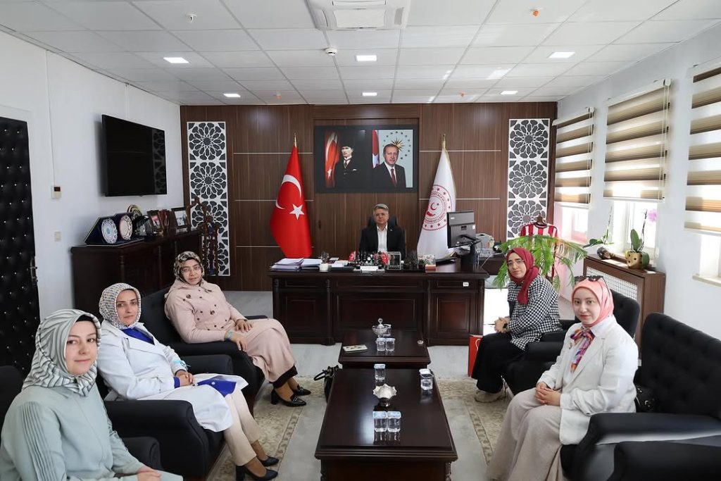 KADEM Sivas Temsilciliği, Aile ve Sosyal Hizmetler İl Müdürlüğü’nü Ziyaret Etti