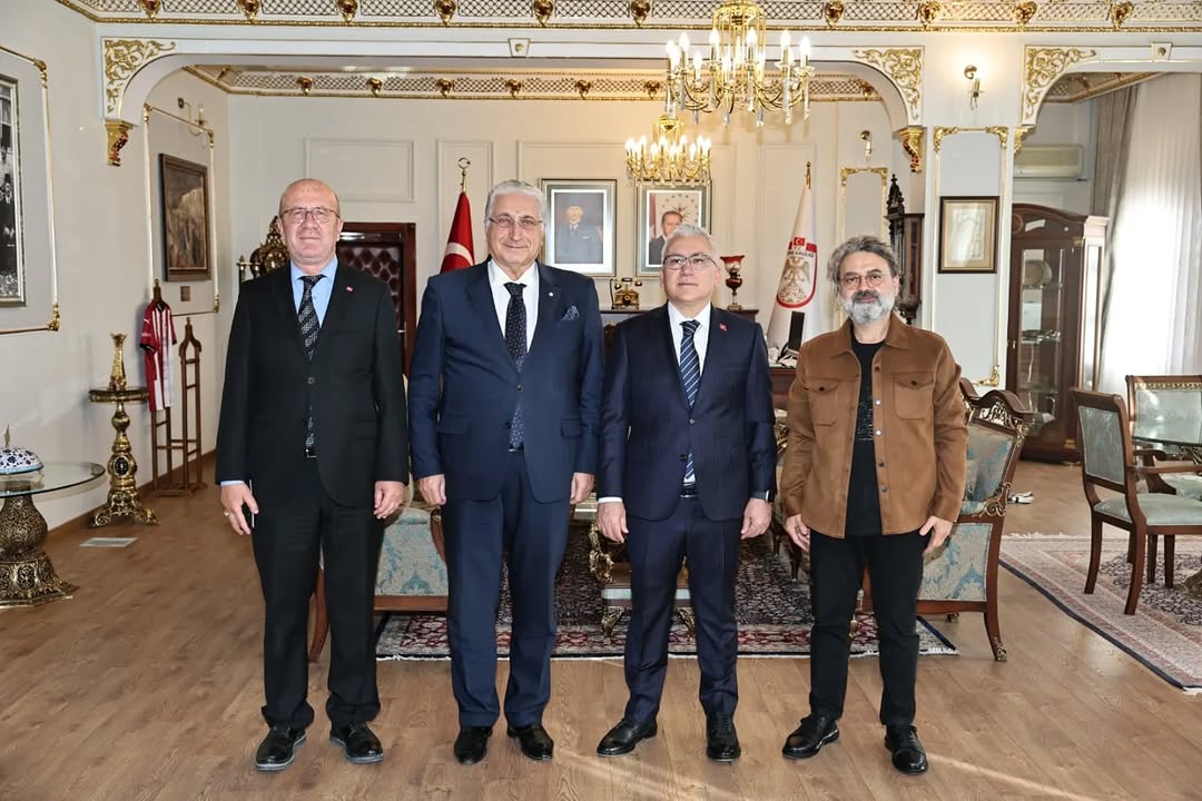 Sivas Valisi Şimşek, Divriği Ulucami ve Darüşşifası Belgesel Çalışmasını Değerlendirdi