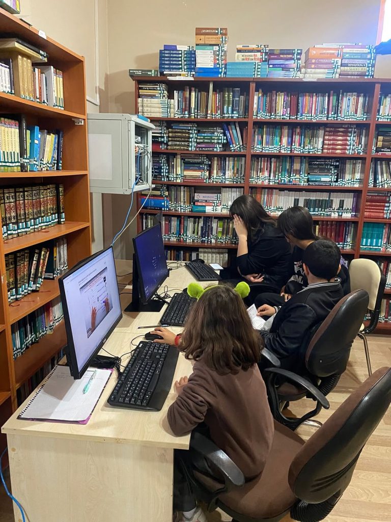 Suşehri Halk Kütüphanesi, Öğrencilerin İkinci Adresi Oldu