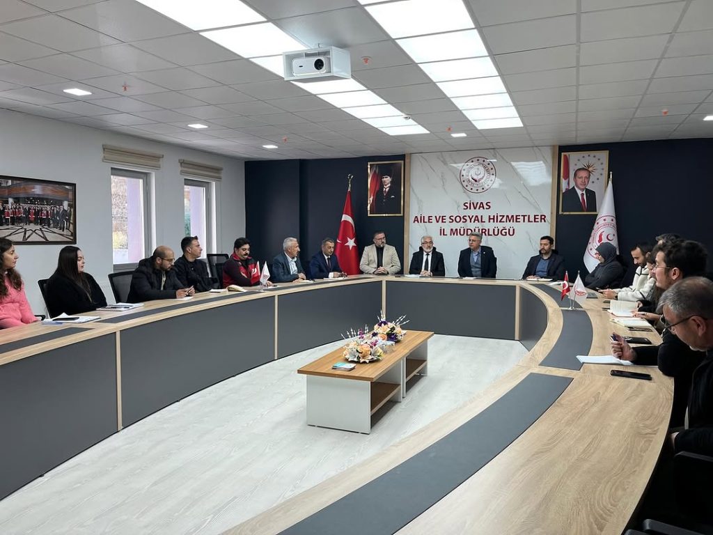 Sivas Aile ve Sosyal Hizmetler İl Müdürlüğü’nde Haftalık Değerlendirme Toplantısı Yapıldı