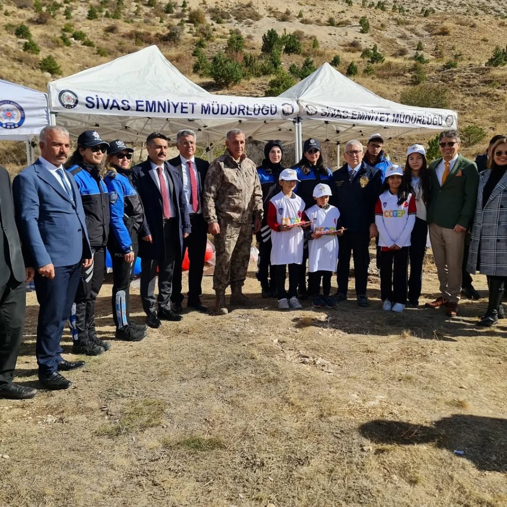 Sivas’ta ÇOGEP Projesi Kapsamında Fidan Dikim Etkinliği Düzenlendi