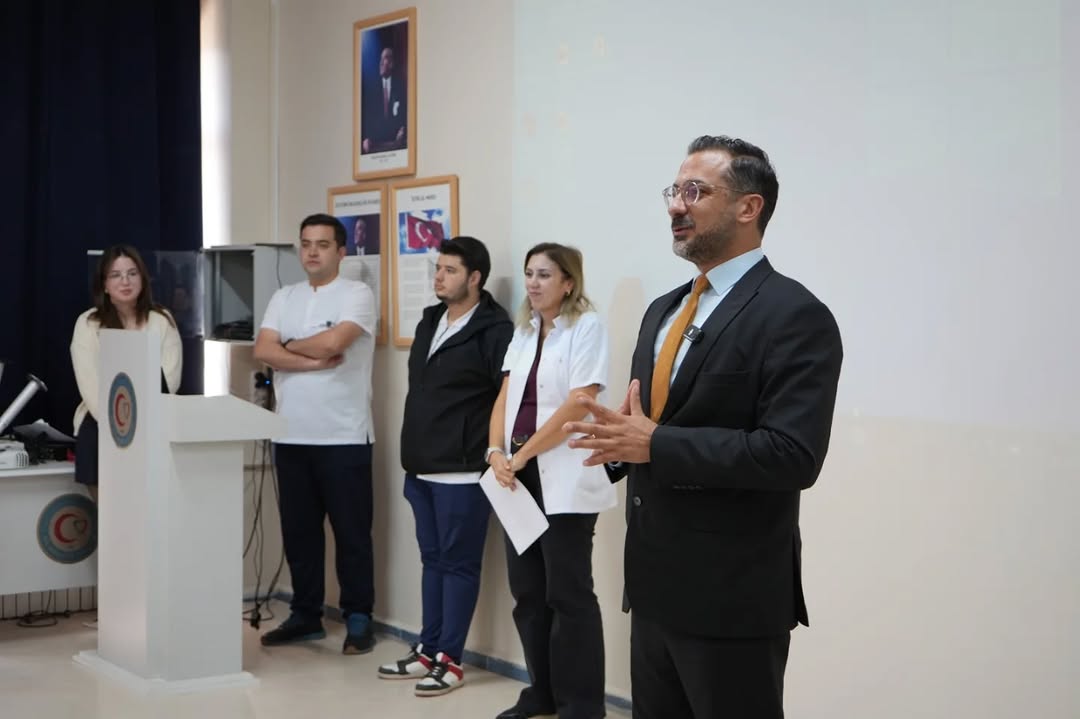 Sivas Cumhuriyet Üniversitesi Diş Hekimliği Fakültesi'nde Oryantasyon Coşkusu