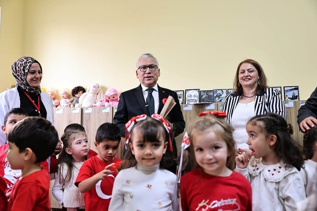 Sivas Valisi Yılmaz Şimşek, Saygın Kreş ve Gündüz Bakımevi’ni Ziyaret Etti