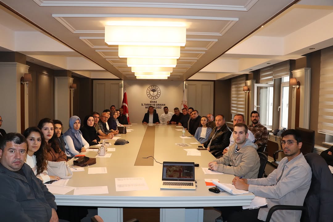 Sivas'ta Tarım Personeline Coğrafi Bilgi Sistemleri Eğitimi