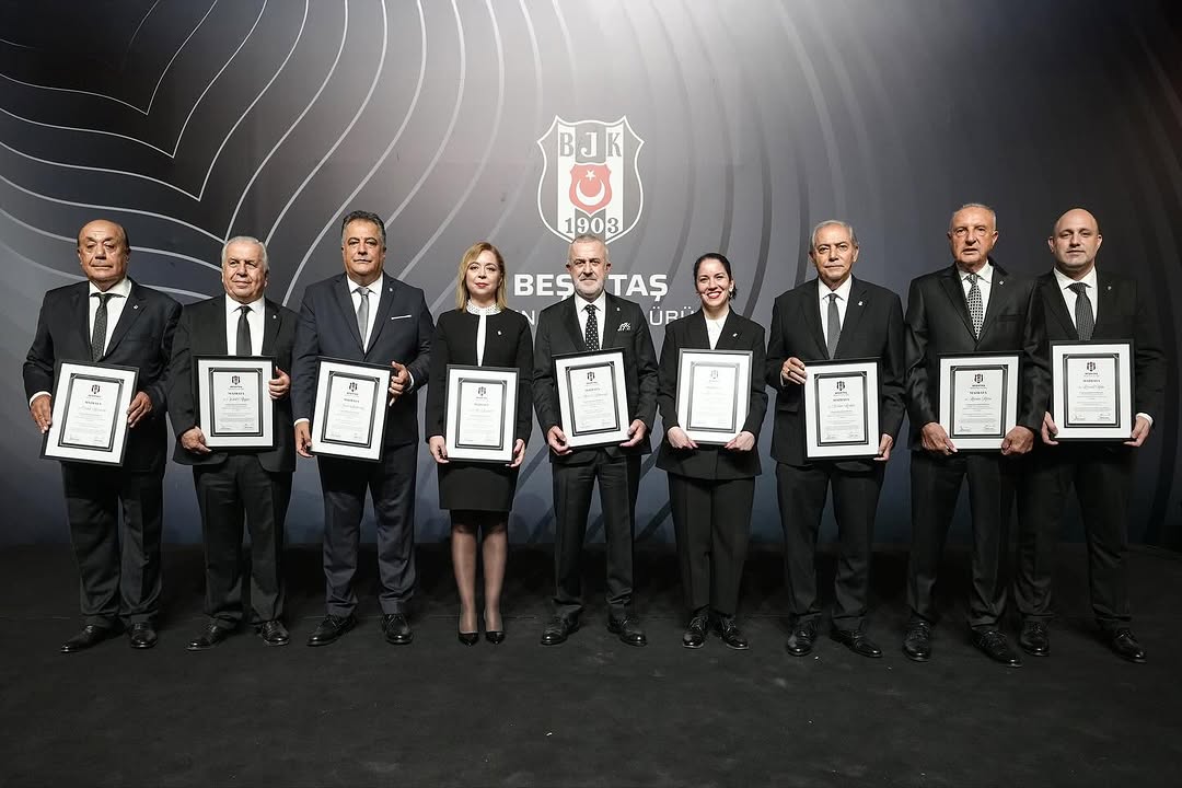 Beşiktaş'ta Yeni Divan Başkanlık Kurulu Görevine Başladı