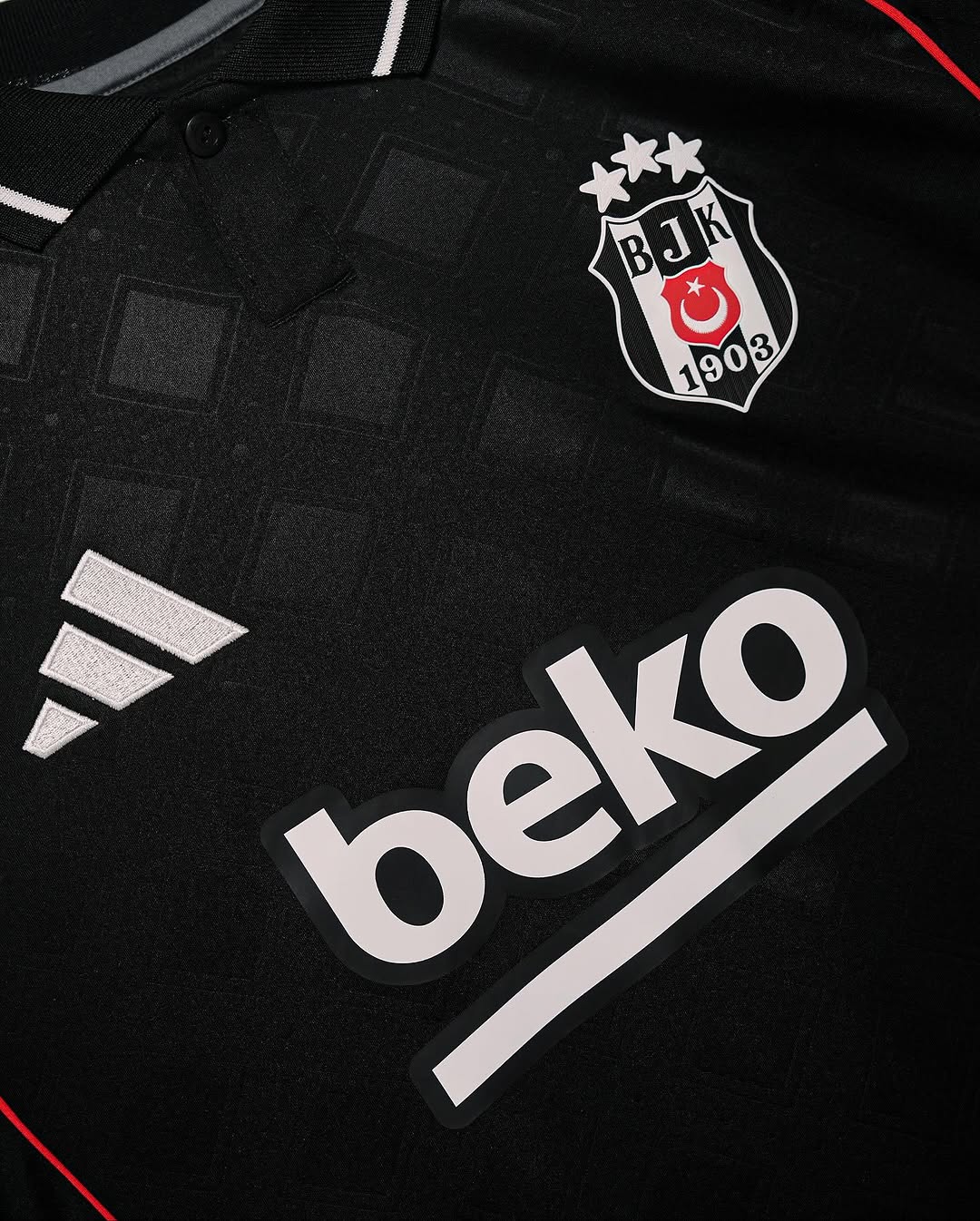 Beşiktaş'tan Maç Öncesi Kritik Forma Açıklaması: Siyah Renk Hâkim Olacak