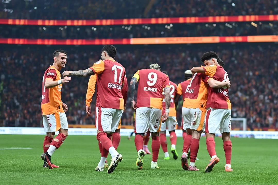 Galatasaray'da Kritik Gelişmeler: Taraftar Merakla Bekliyor