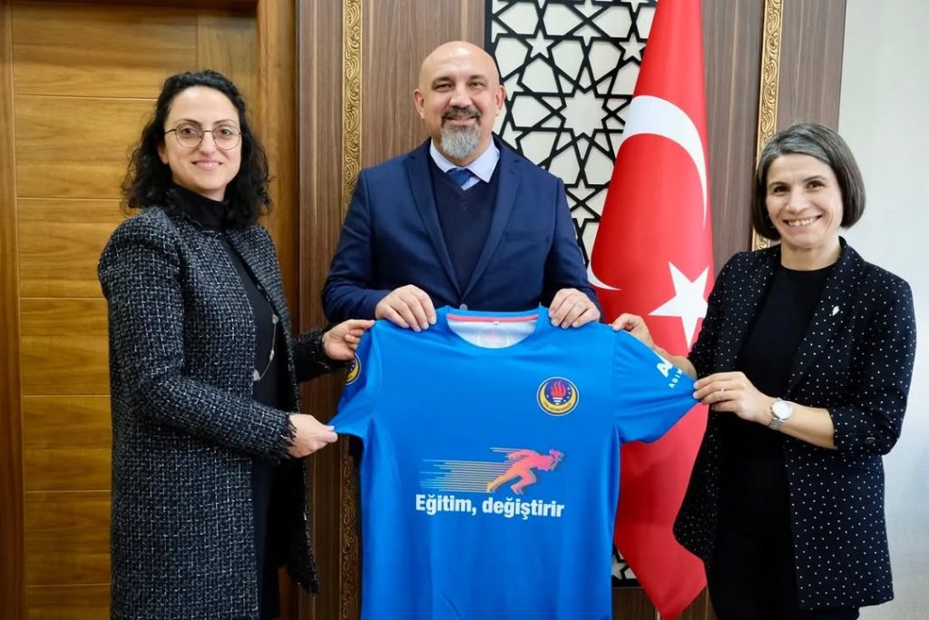 Sivas’ta Depremzede Çocuklar İçin Anlamlı Koşu Etkinliği Düzenleniyor