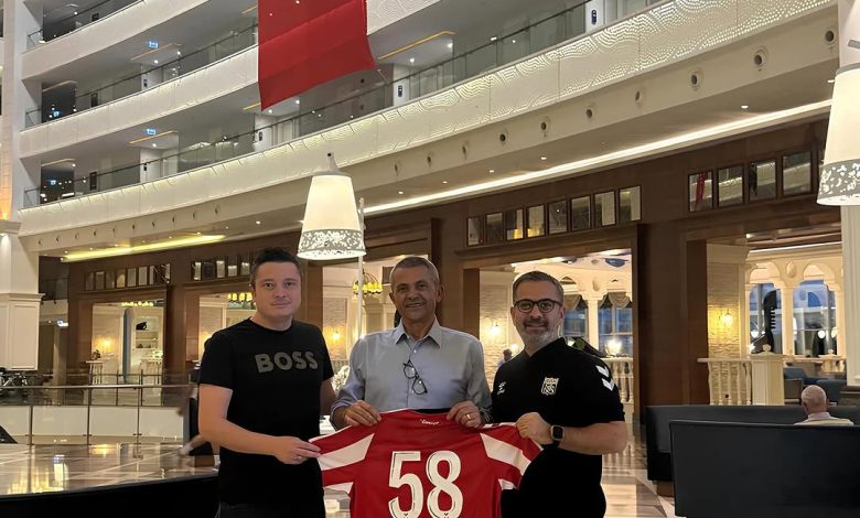 Sivasspor Yönetimi ve Sueno Otelleri'nden Anlamlı Buluşma DQWHkp6DZ4v | Gündem Sivas™ Haber