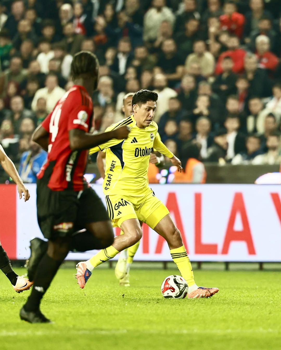 Fenerbahçe Taraftarından Sosyal Medyada Anlamlı Hareket