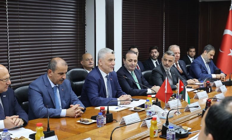 Türkiye ve Ürdün İş Dünyası Yuvarlak Masa Toplantısı'nda Buluştu: Yeni İş Birliği Adımları Ele Alındı DQWULECDAkY | Gündem Sivas™ Haber