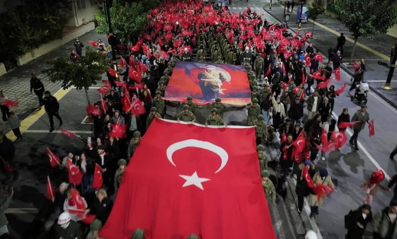 Sivas'ta 29 Ekim Cumhuriyet Bayramı Coşkusu: 102. Yıl Kutlamaları DQZ5JFfDEta | Gündem Sivas™ Haber