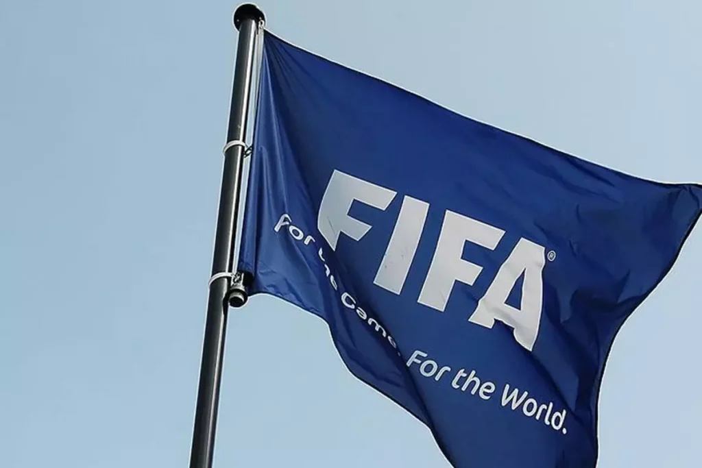 FIFA’dan 2 Süper Lig ekibine daha transfer yasağı