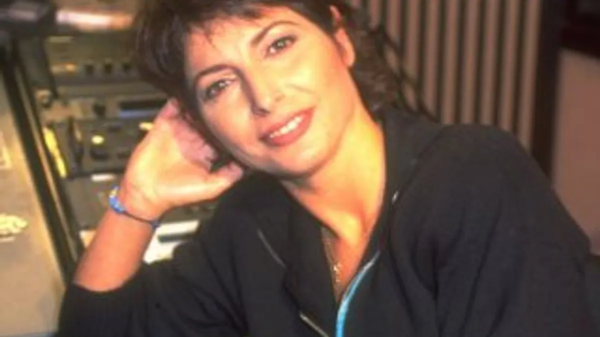 Naşide Göktürk Kimdir? Hayatı, Müzik Kariyeri ve Eserleri