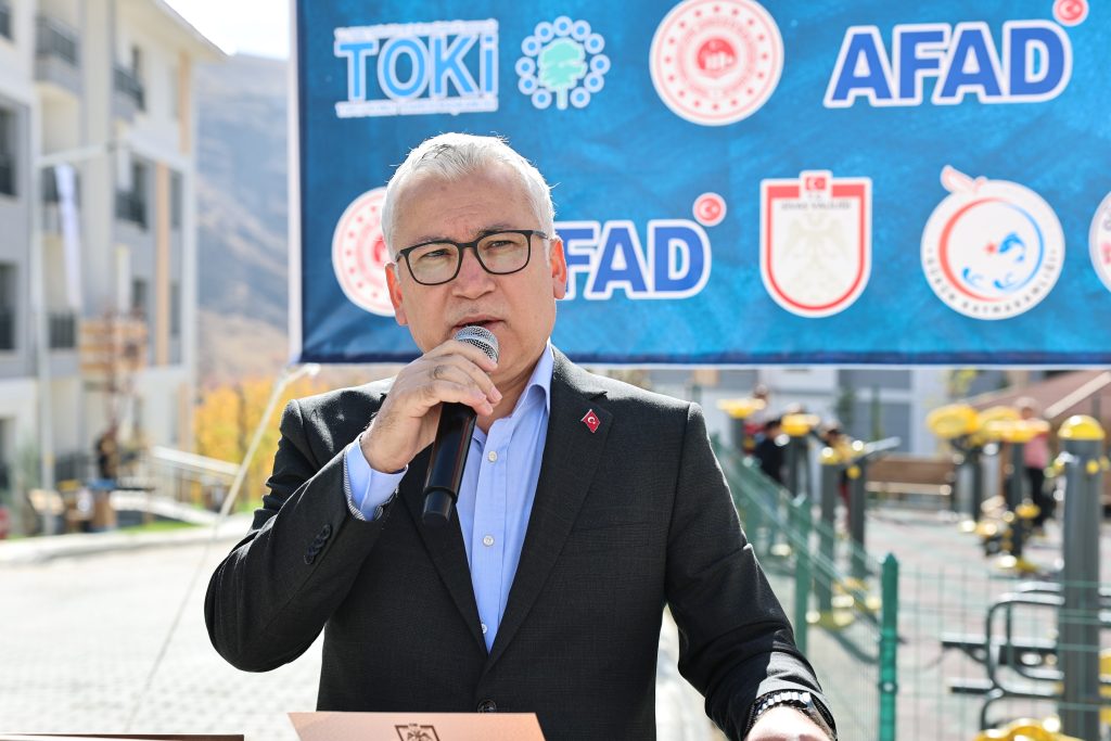 AW570917 09 | Gündem Sivas™ Haber