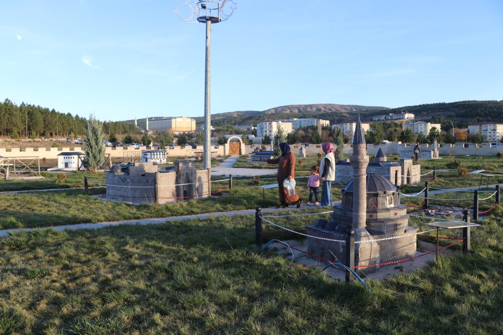 Gökmedrese'den Divriği Ulu Cami'ye: Sivas'ın Kalbi Burada Atıyor AW571826 08 | Gündem Sivas™ Haber