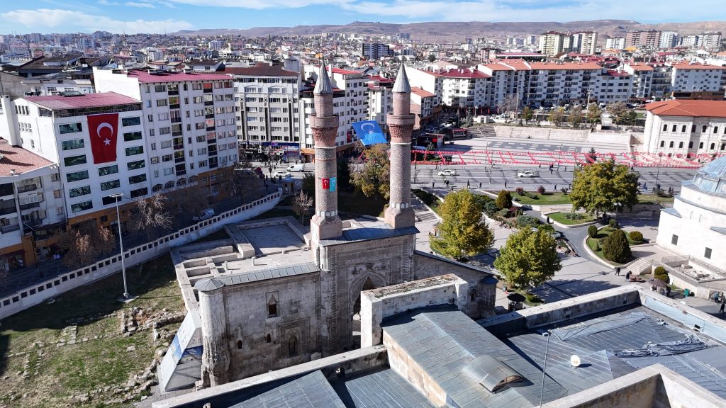 AW572050 02 | Gündem Sivas™ Haber