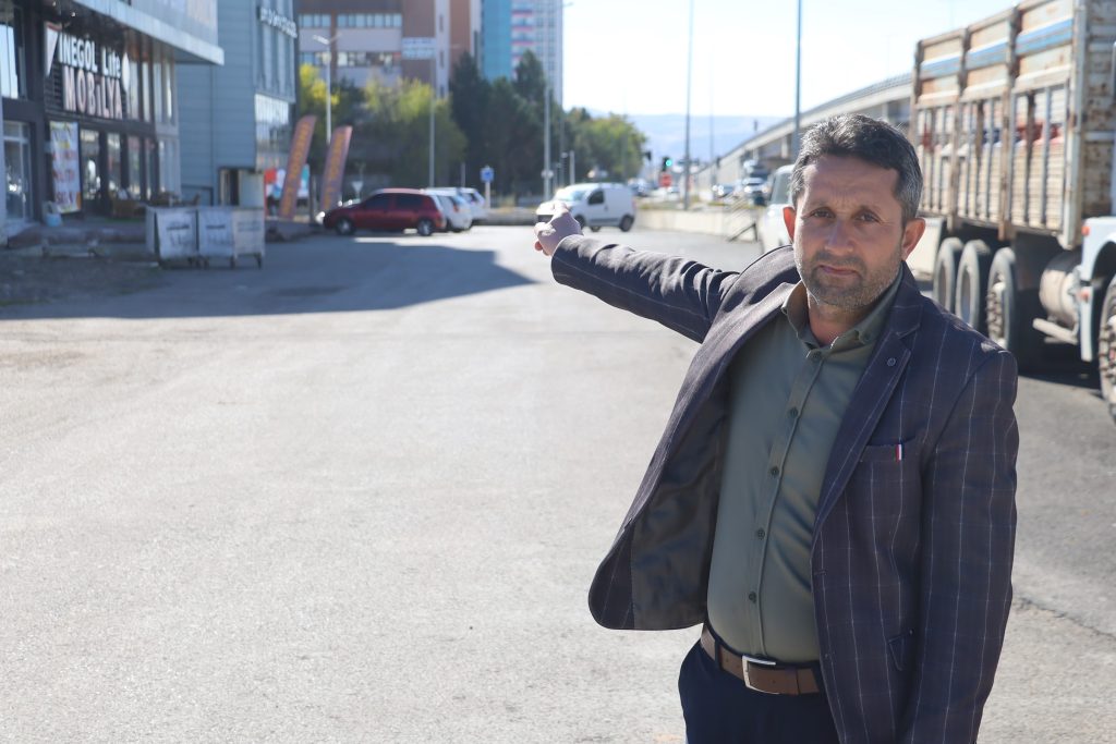 Sivas Viyadük Mağdurları: "Umutlar Uçan Araçlara Kaldı!" AW573280 08 | Gündem Sivas™ Haber