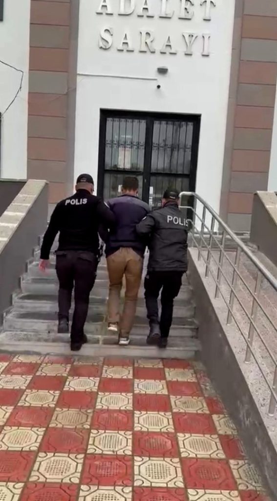 AW573933 02 | Gündem Sivas™ Haber