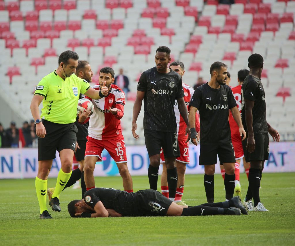 AW575609 13 | Gündem Sivas™ Haber